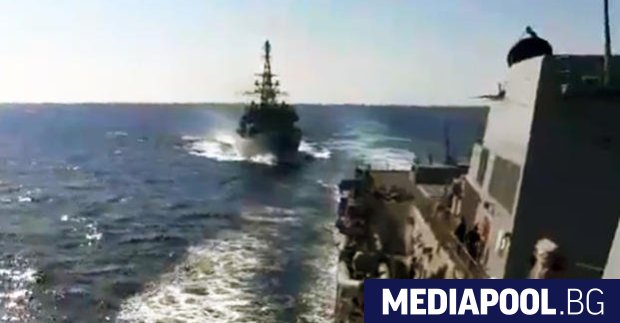 Руски боен кораб се е приближил агресивно към разрушител от