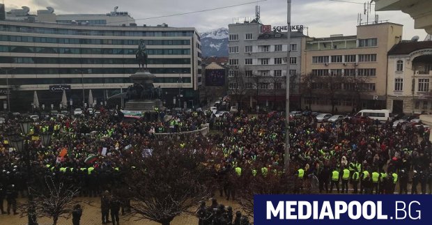 Хотелиери ресторантьори и представители на малкия и средния бизнес блокираха