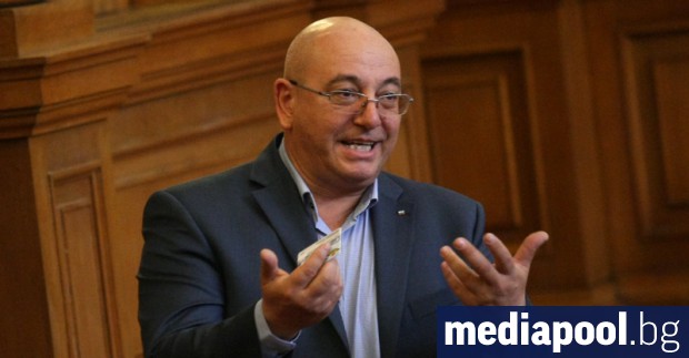 Настоящият депутат Емил Димитров Ревизоро ще е новият министър