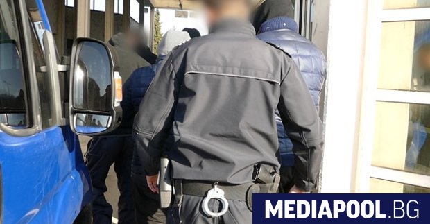 Арестуваха българин на границата в Гърция Полицията го издирва от