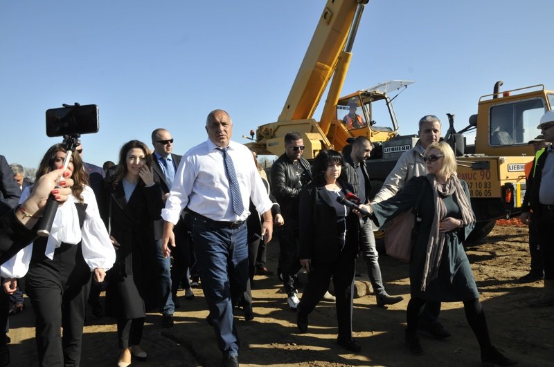 Борисов провери в началото на ноември строежът на газовата връзка в Гърция, сн. БГНЕС