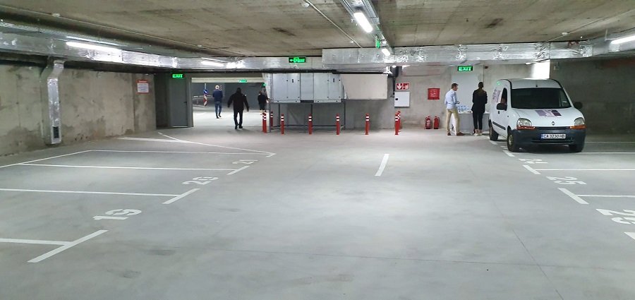 Заради мръсен въздух паркингите към метрото в София ще са безплатни в петък