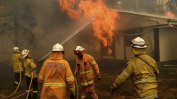 Шестима пожарникари пострадаха при катастрофа в Австралия