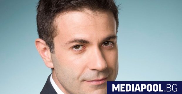 Директорът на новините в bTV Венелин Петков и водещият на
