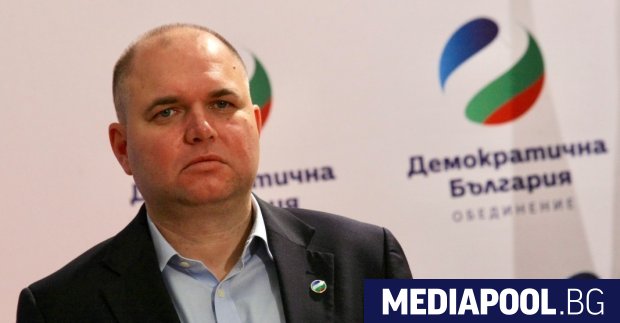 НЕК да спре да изкупува на преференциални цени електроенергията от