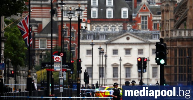 Съд в Лондон осъди бивш шофьор на Юбер за заговор