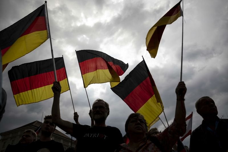 Шок в Германия след избирането на премиер на Тюрингия с гласовете на крайната десница