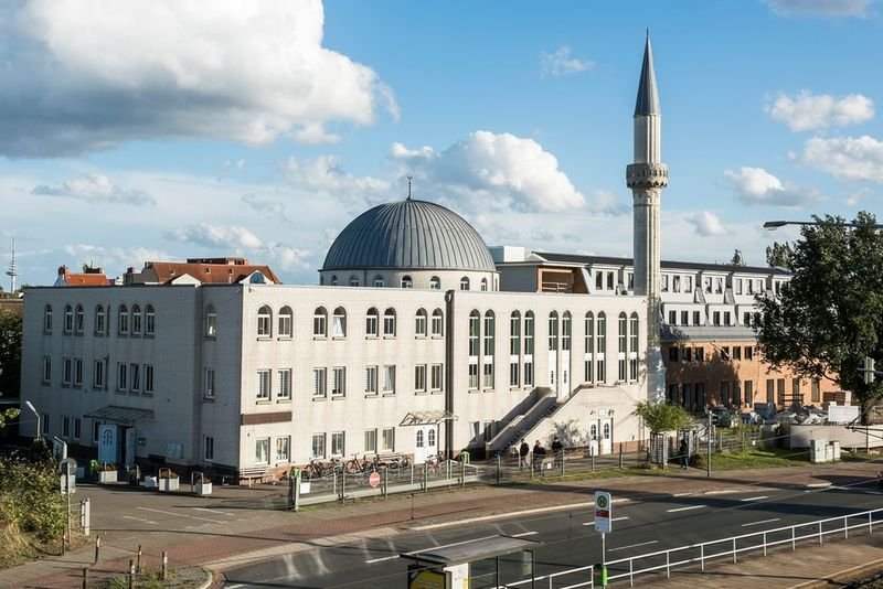 Имейл с екстремистки заплахи беше получен в джамия в Бремен