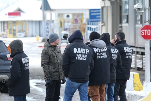 Prosecutor General Ivan Geshev raids checkpoint Kalotina, arrests 30 customs officers