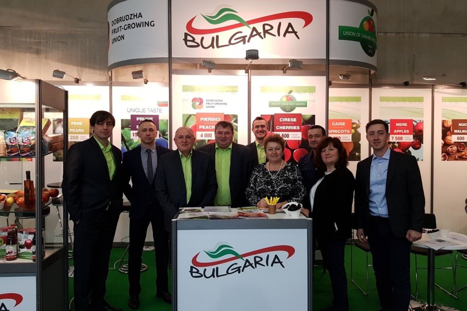 Български овощари търсят растеж за бизнеса си на изложение в Берлин