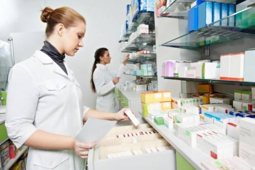 Проформа или реална забрана аптека и дистрибутор да са с общ собственик