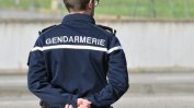Новопостъпил нападна с нож колегите си във френската жандармерия