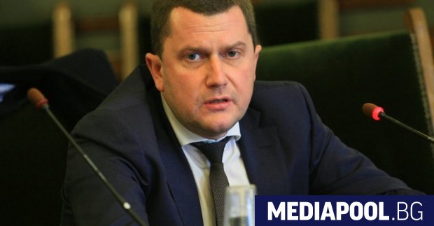 Кметът на Перник Станислав Владимиров заяви че ако министърът на