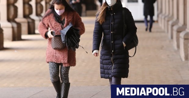 Нови 17 положителните проби за коронавирус са регистрирани в петък