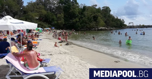 Министерският съвет раздаде в сряда поредната порция плажни концесии и