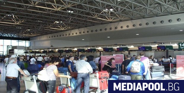 Летище Чампино второто в Рим ще спре работа от петък