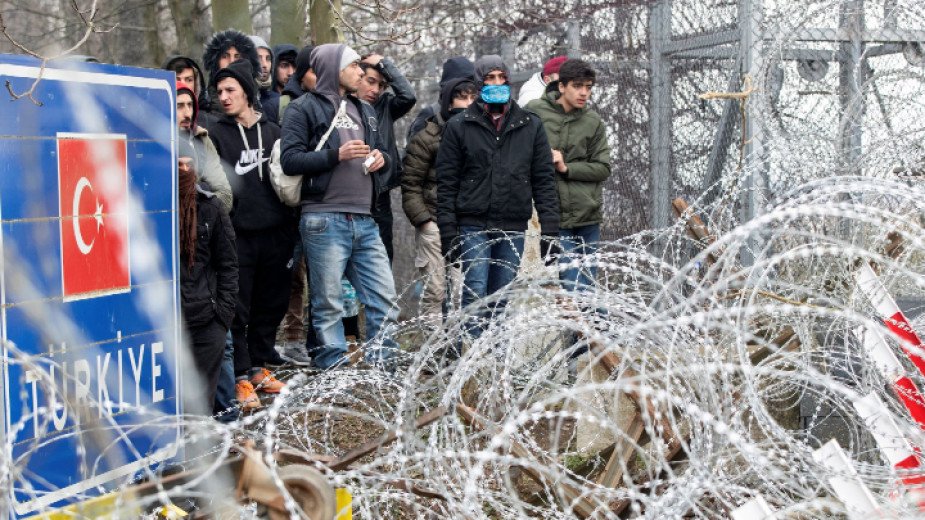 Migrants at the Turkish-Greek border (BGNES)