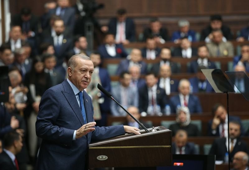 Турция с първи случай на коронавирус, Ердоган се надява страната да мине без жертви