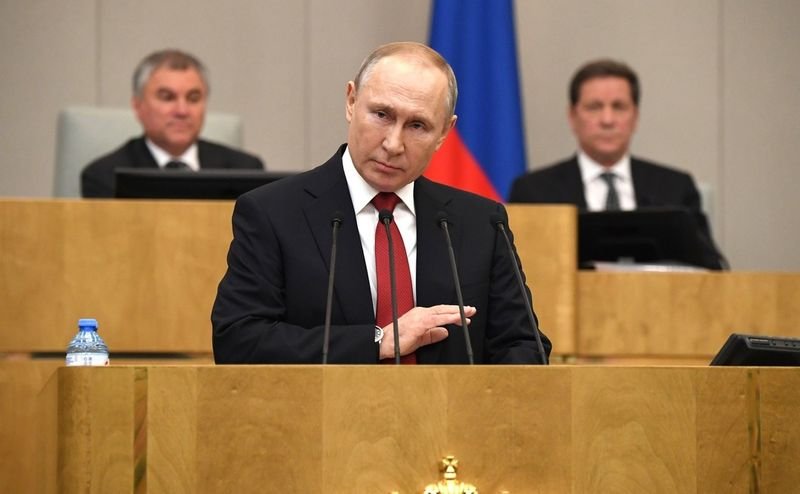 Поправката "Путин", или Театъра на марионетките на "вечния" президент
