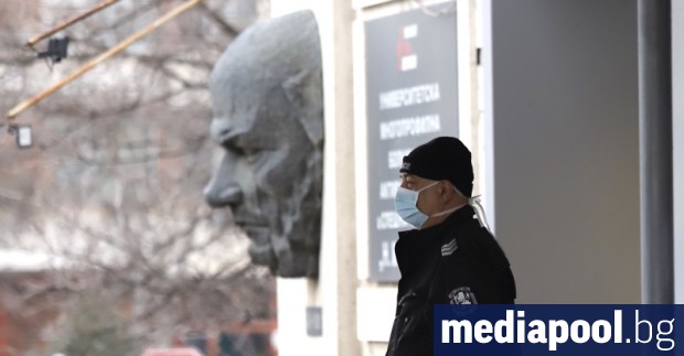 Жена на 48 години с коронавирус е починала днес в