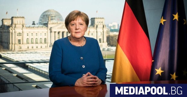 Германският канцлер Ангела Меркел благодари на сънародниците си че спазват