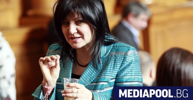 Президент премиер и депутати получават по високи заплати от 1 април