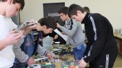Компютърната гимназия в Правец плаща интернета на учениците си