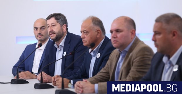 Осуетяването на парламентарното изслушване на премиера Бойко Борисов от страна