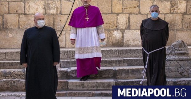 Normal 0 false false false EN US X NONE X NONE Католическият архиепископ