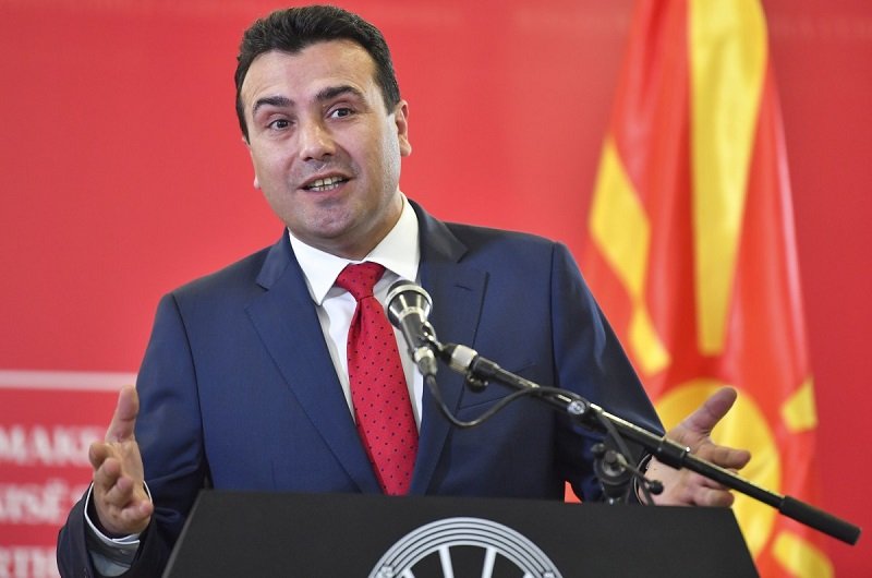 Лидерите на двете най-големи партии в Северна Македония са в изолация