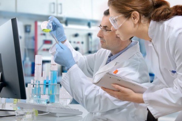 Започват клинични изпитания на разработено в Австрия лекарство срещу Covid-19