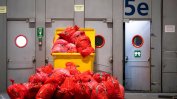 Огромен брой потенциално заразени медицински отпадъци в болниците в Италия