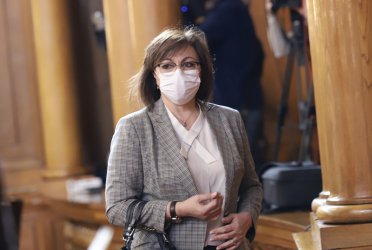 Има ли заговор в БСП срещу Нинова?