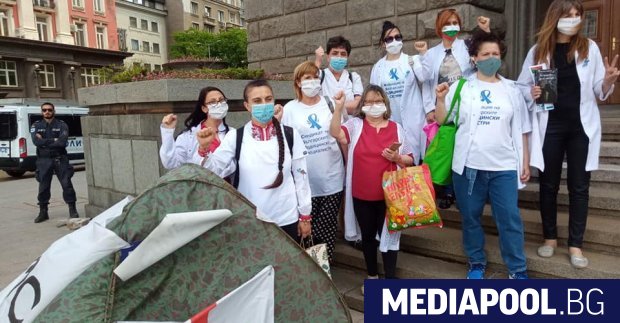 В Международния ден на медицинските сестри 12 май от Синдиката