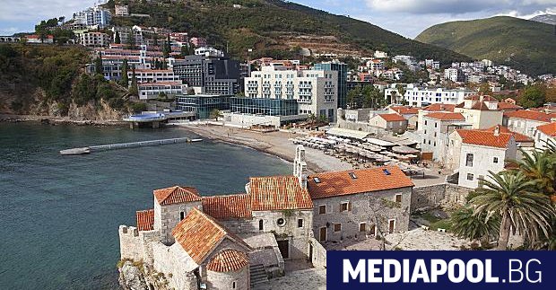 Черна гора се готви за летния туристически сезон при определени