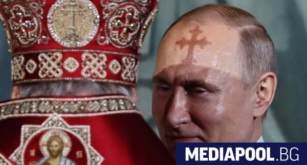 Одобрението към руския президент Владимир Путин е спаднало до 59