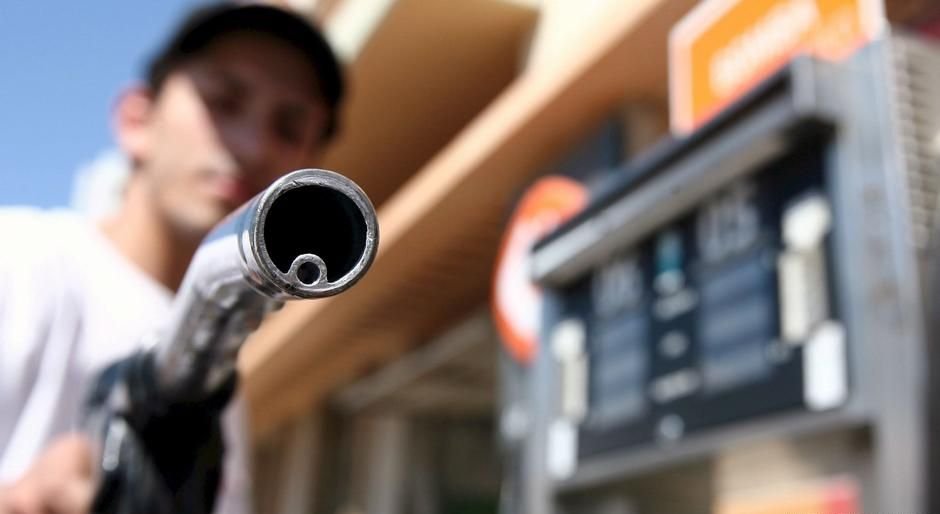 Евтин бензин за всички в България