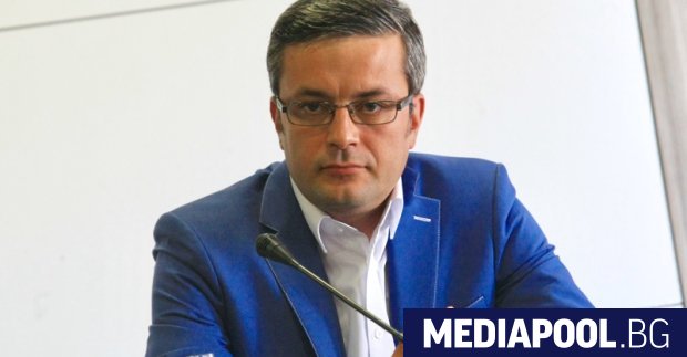 Депутатът от ГЕРБ Тома Биков обяви, че премиерът Бойко Борисов