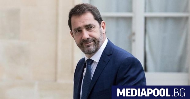 Френският вътрешен министър Кристоф Кастанер обяви ограничен пакет полицейски реформи