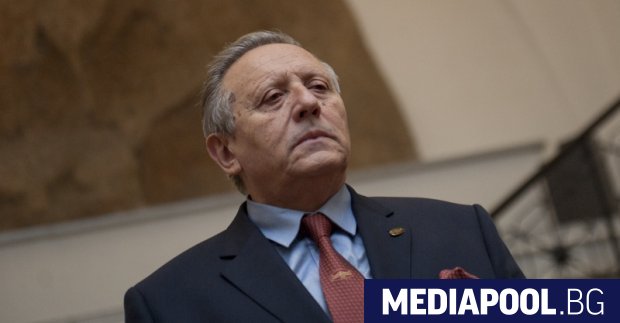 В понеделник е почина бившият председател на Българската академия на