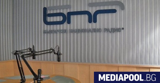 Ново напрежение назрява в Българското национално радио (БНР). Трима души