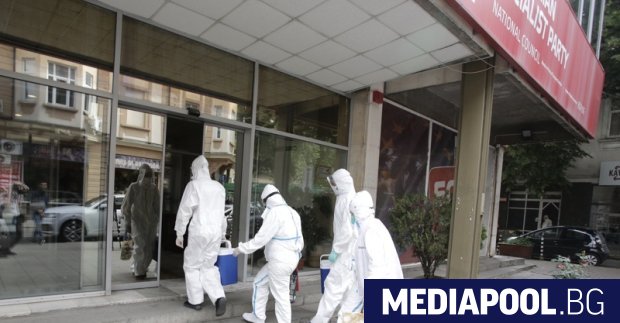 След като социалистът Янаки Стоилов даде положителна проба за коронавирус