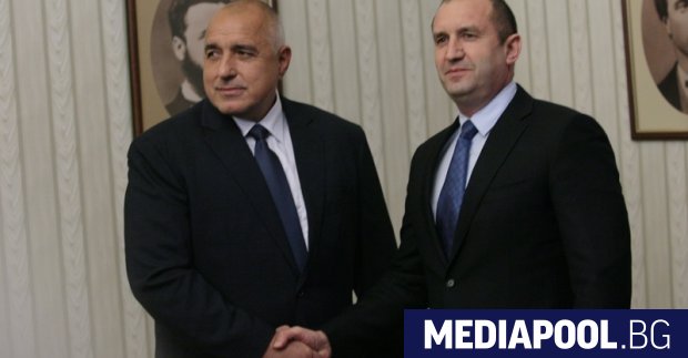 Доверие към президента Румен Радев декларират 50 от българите докато