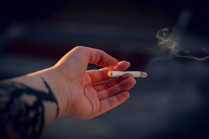 Българите пушат най-малко незаконни цигари в ЕС, гърците – най-много