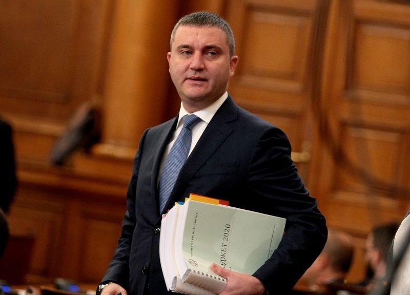 Горанов ще обясни в парламента облагането на хазарта