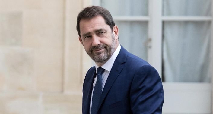 Френският министър на вътрешните работи Кристоф Кастанер