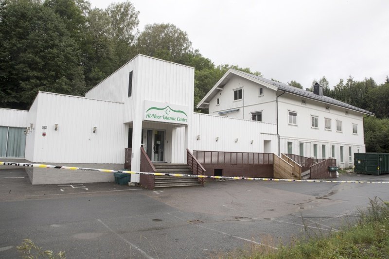 Нападателят на джамия в Норвегия беше осъден на 21 години затвор