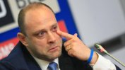 Феновете на "Левски" поискаха акциите на Тити Папазов