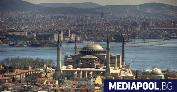 Днес се очаква решение на върховната административна инстанция в Турция