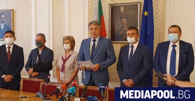 Проблемите на жълтите павета се решават на жълтите павета а